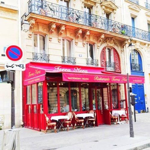 Locações de Emily em Paris locais imperdíveis para todo turista! Travejante